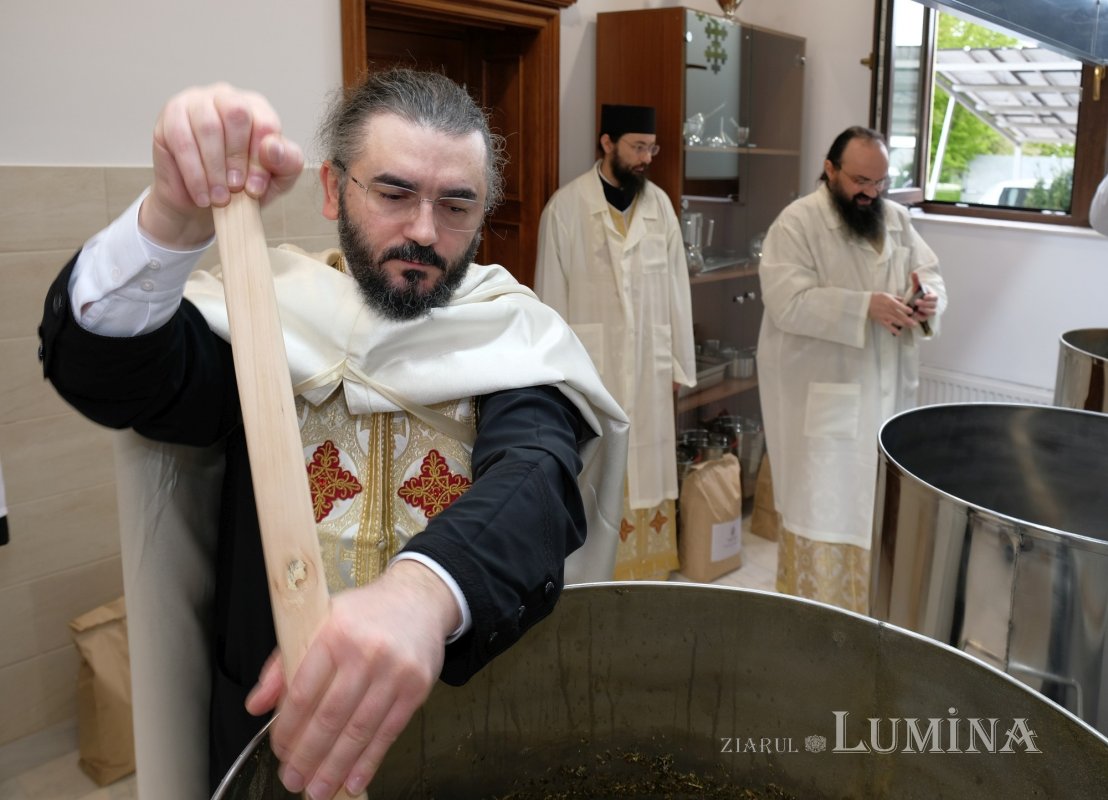 A doua zi a pregătirii Marelui Mir în Anul Centenar 328813