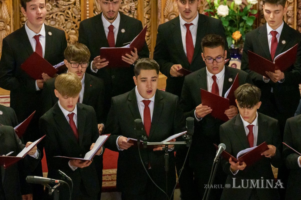Concertul Seminarului Ortodox „Nifon Mitropolitul” din București 328828
