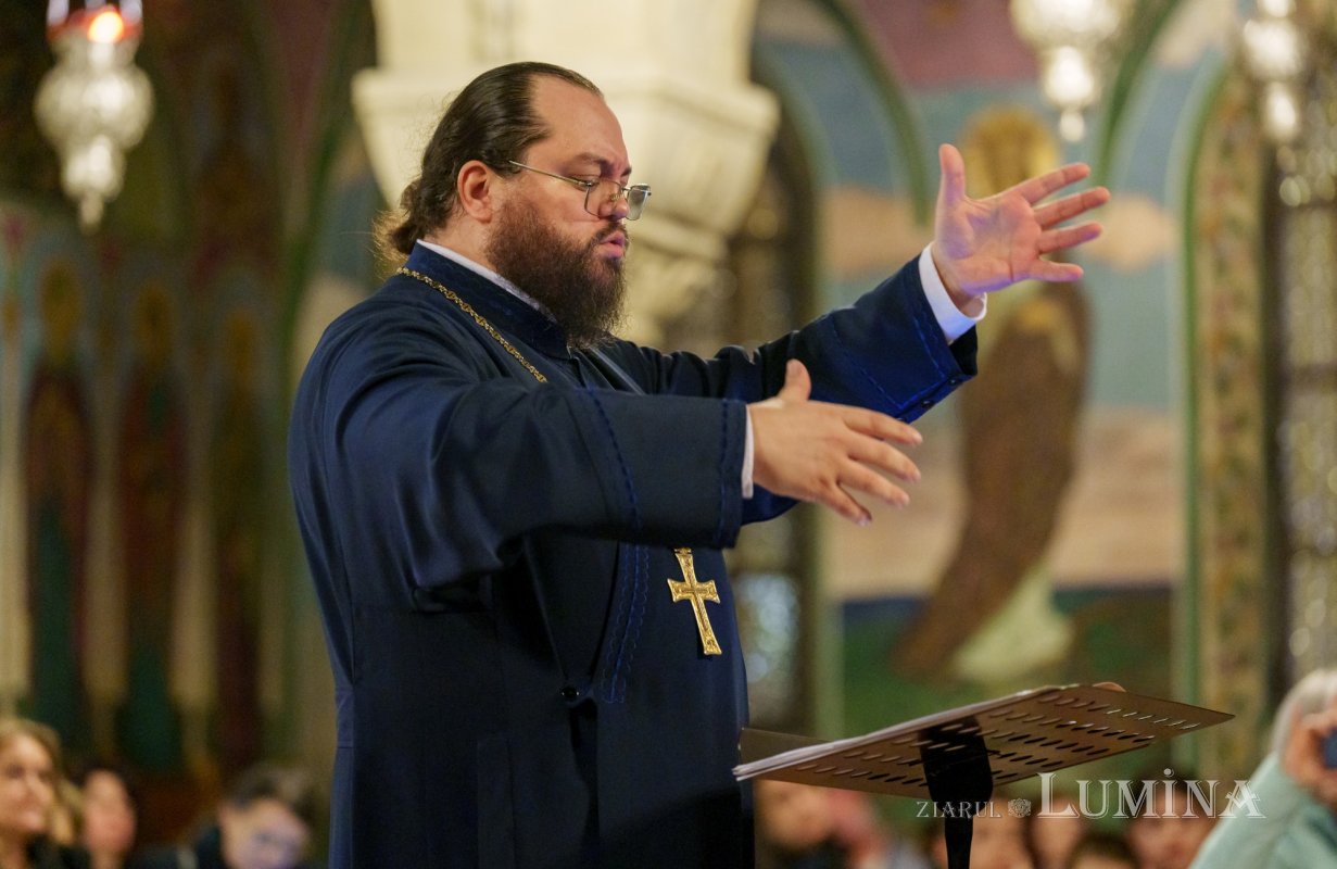 Concertul Seminarului Ortodox „Nifon Mitropolitul” din București 328829