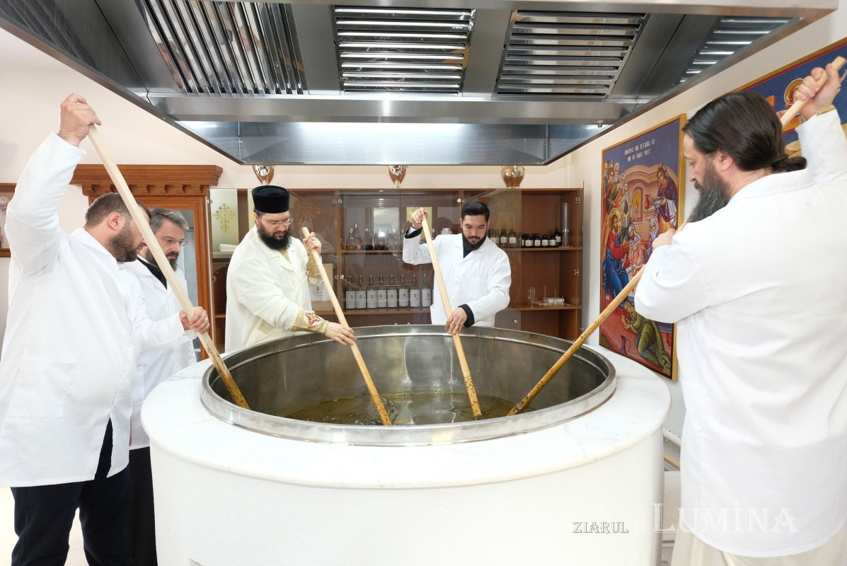 Etapa finală a pregătirii Marelui Mir 328898