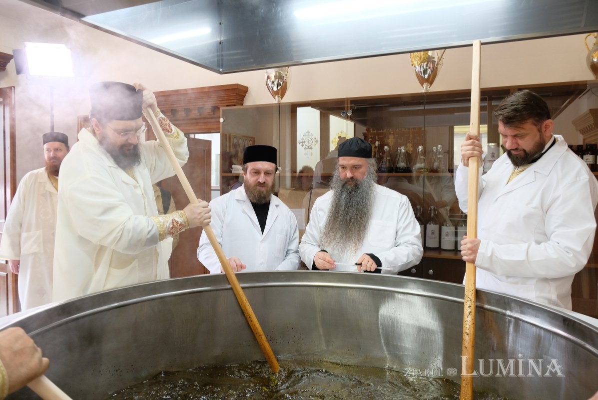 Etapa finală a pregătirii Marelui Mir 328902