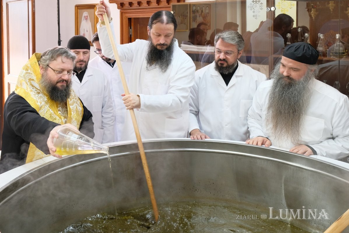 Etapa finală a pregătirii Marelui Mir 328907