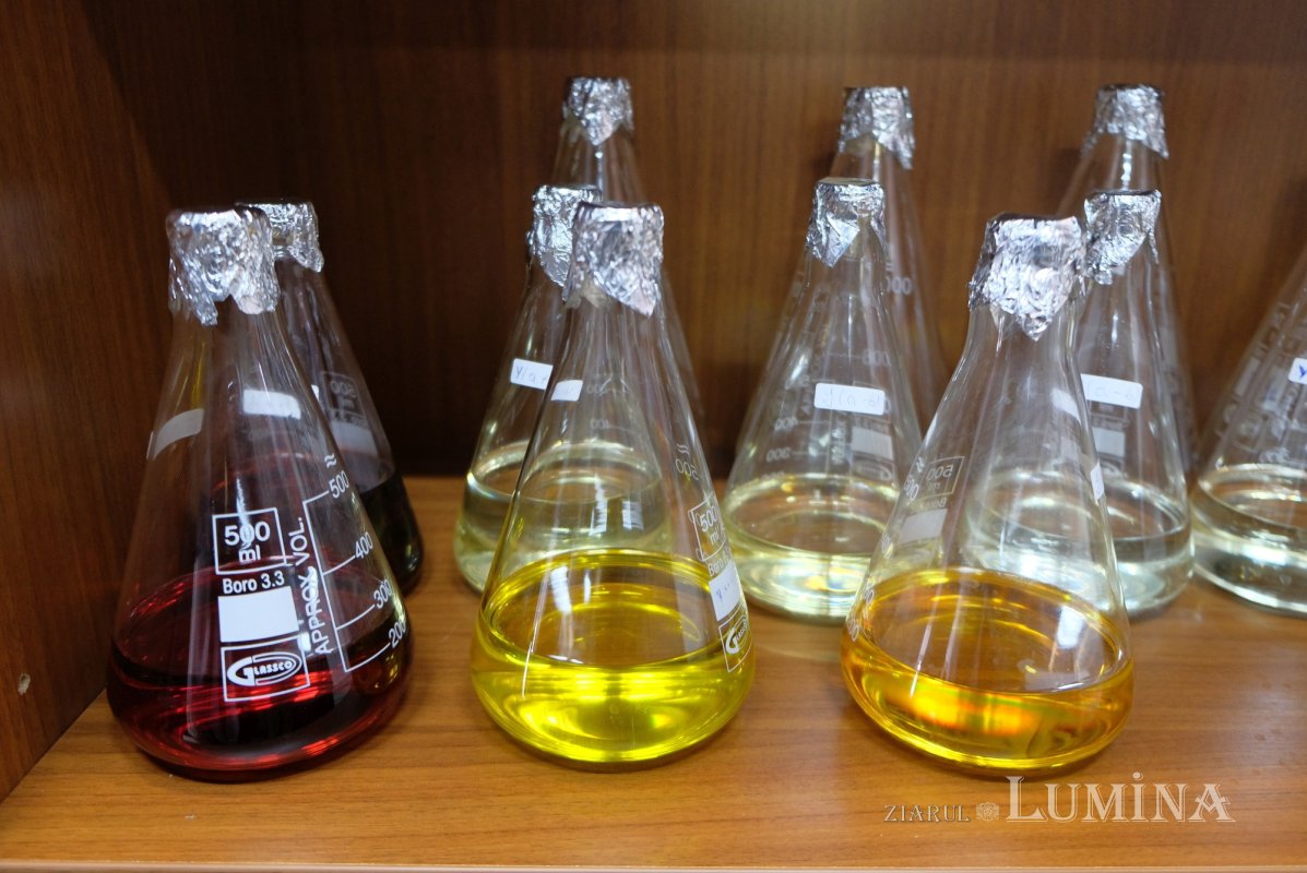 Etapa finală a pregătirii Marelui Mir 328909