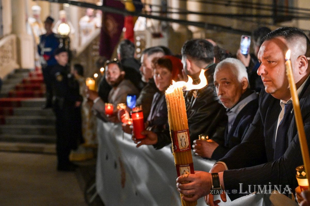 „Învierea lui Hristos este izvor de pace şi bucurie, de speranţă şi ajutor în viaţă” 329296