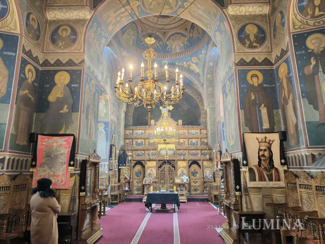 Biserica „Trei Clopote”, credință în Înviere și reînviere 328261