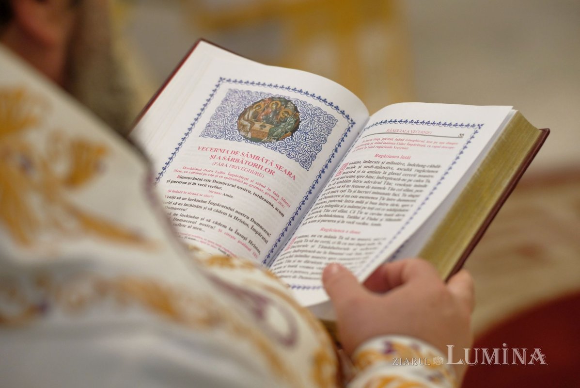 Vecernia specială din prima zi de Paști la Catedrala Patriarhală 329358