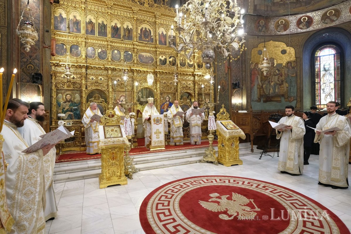 Vecernia specială din prima zi de Paști la Catedrala Patriarhală 329363