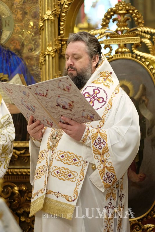 Vecernia specială din prima zi de Paști la Catedrala Patriarhală 329369