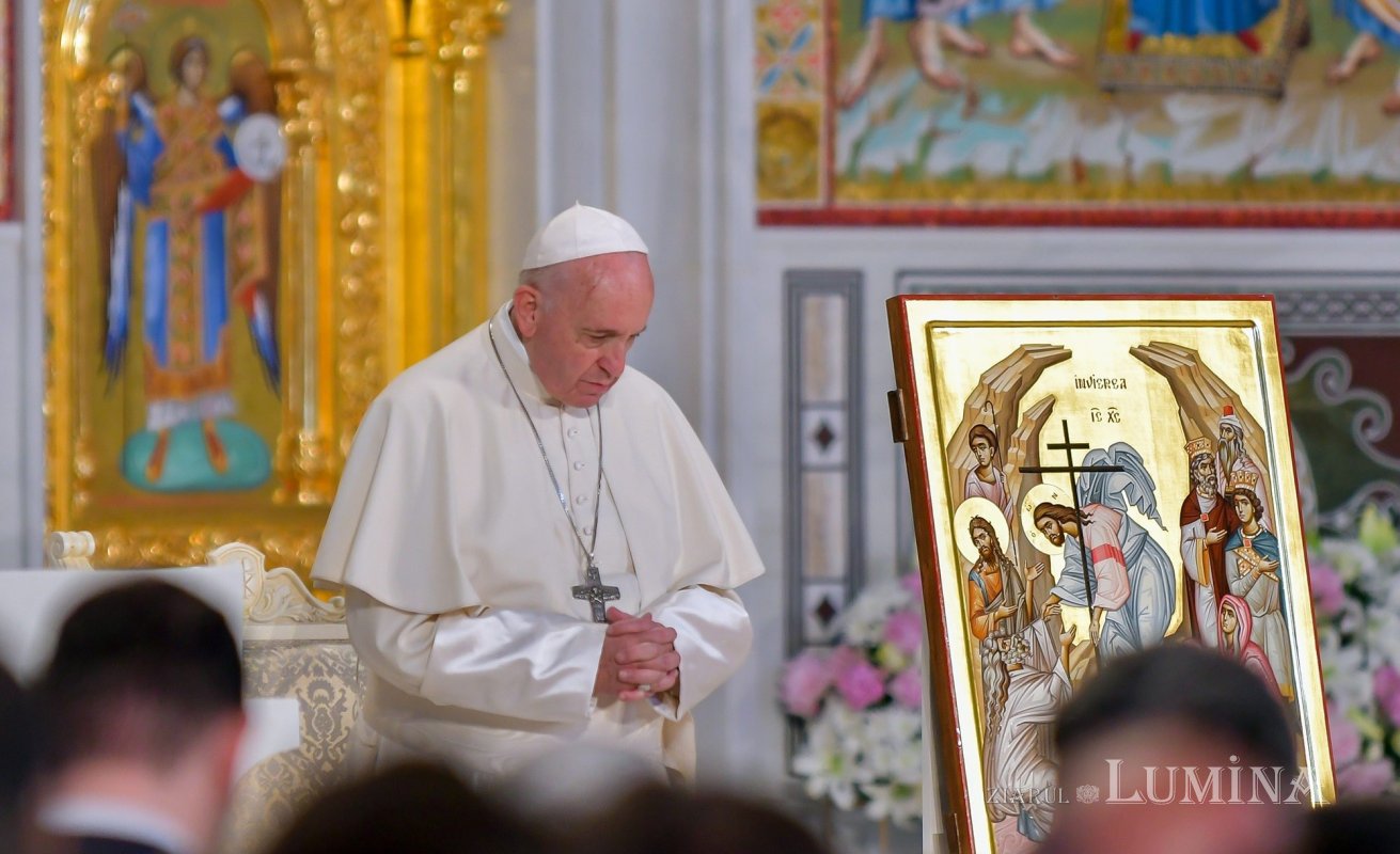 Mesaj de condoleanțe la trecerea din această lume a Papei Francisc 329382