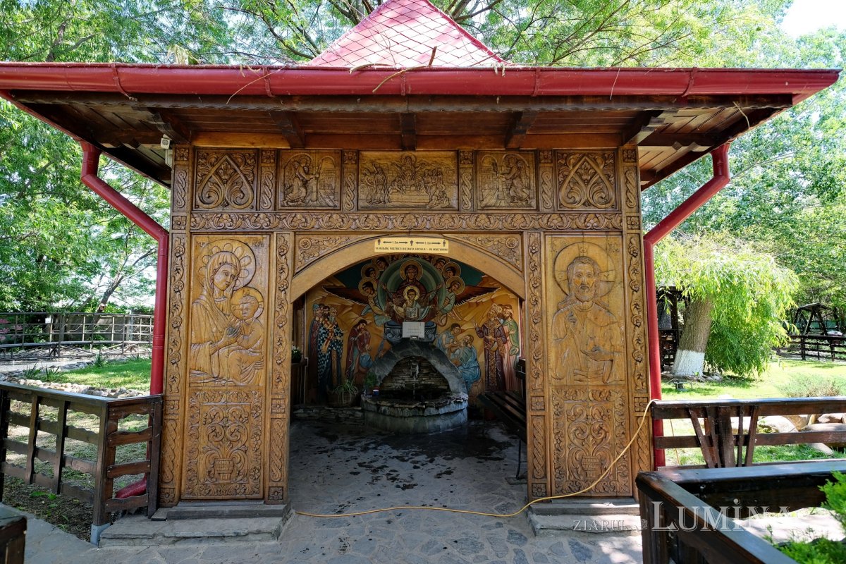 „Izvorul Tămăduirii” la ape vindecătoare din țara noastră 329679