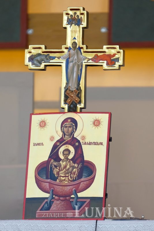 Cinstirea Izvorului Tămăduirilor  Maicii Domnului pe Colina Bucuriei 329794