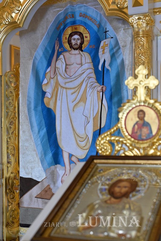 Sclipirile Luminii: Hramul Paraclisului Catedralei Naționale 329717