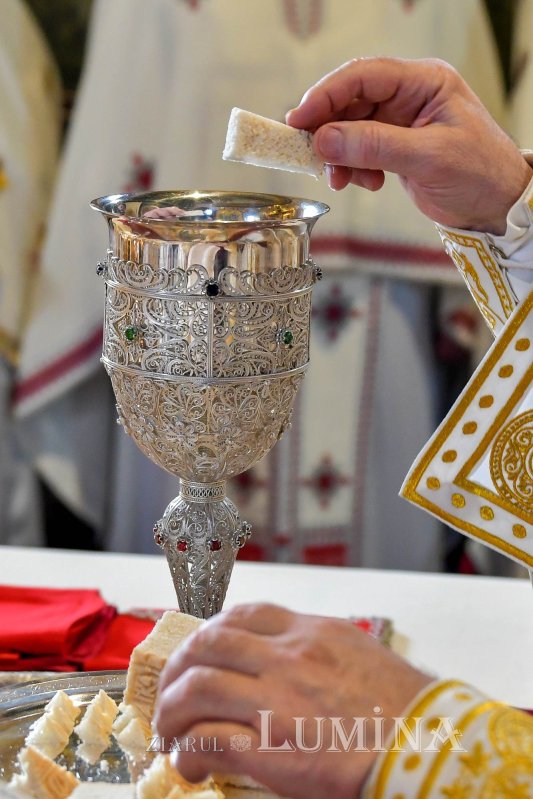 Liturghia creştină, Cina cea de Taină şi ritualul pascal iudaic 330067