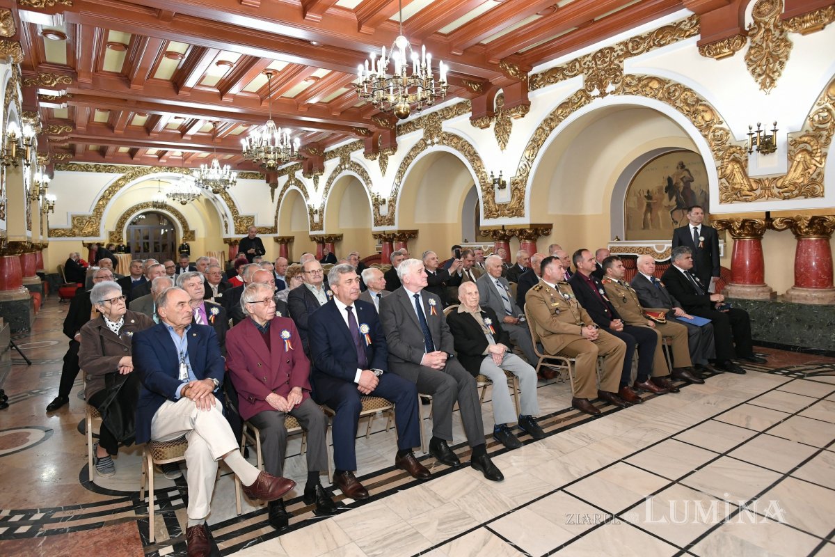 Adunarea solemnă a Asociației Naționale a Veteranilor de Război la Cercul Militar Național 330228