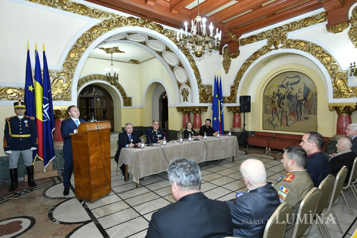 Adunarea solemnă a Asociației Naționale a Veteranilor de Război la Cercul Militar Național 330232