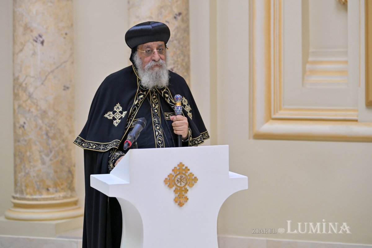 Întâistătătorul Bisericii Copte primit la București de Patriarhul României 330255