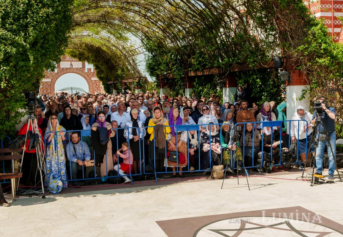 Hramul Mănăstirii Pantocrator din Drăgăneşti-Vlaşca 330493