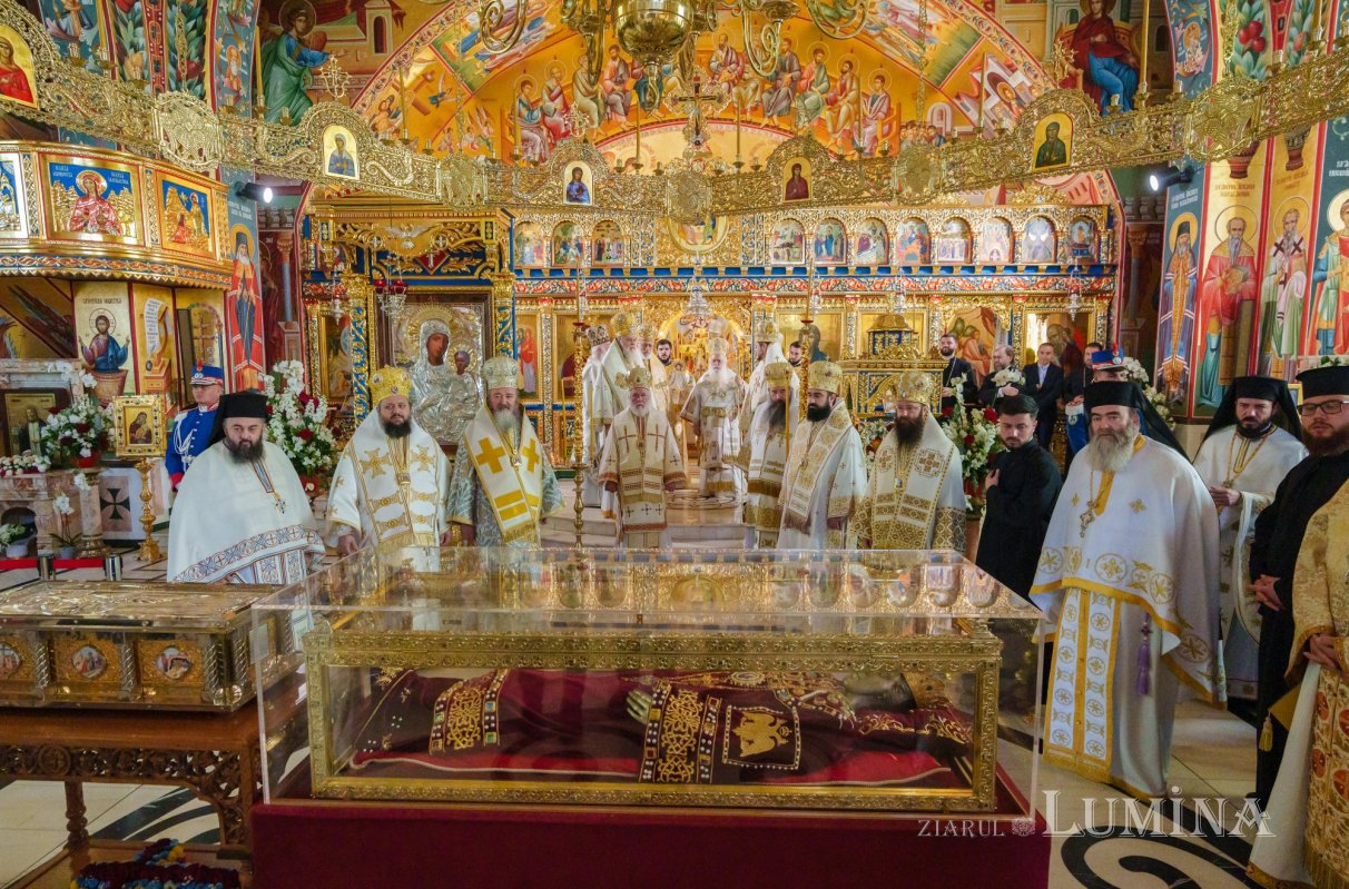 Hramul Mănăstirii Pantocrator din Drăgăneşti-Vlaşca 330538