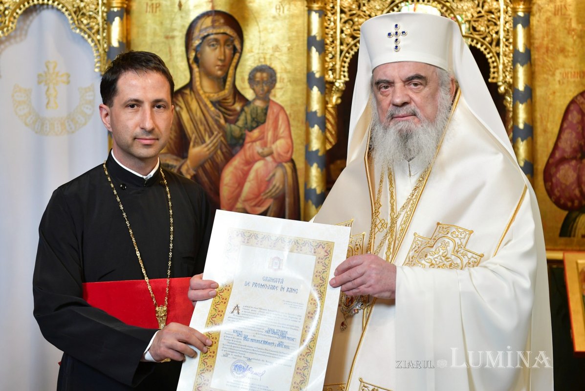 Înaintări în rang clerical în Arhiepiscopia Bucureștilor 330690