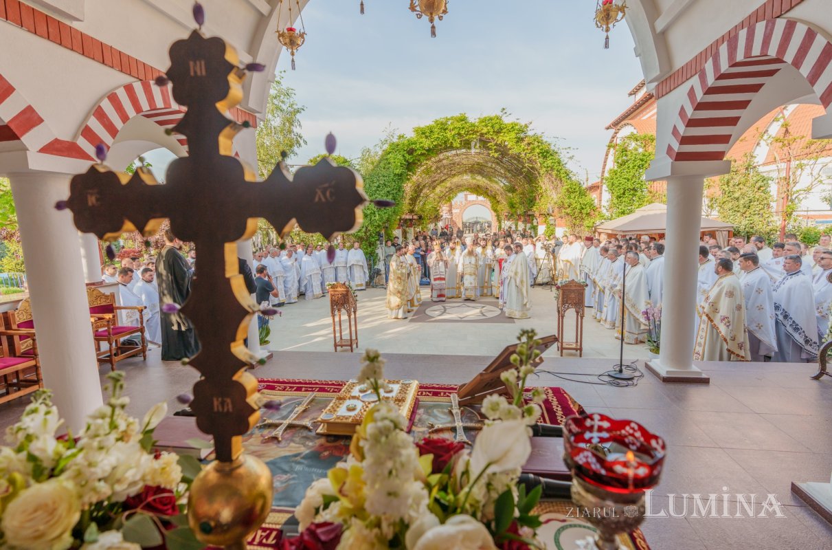 Simpozion național în Episcopia Alexandriei și Teleormanului 330575