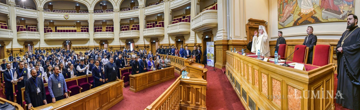 Olimpiada de religie pentru seminarii și licee teologice ortodoxe în București 330786