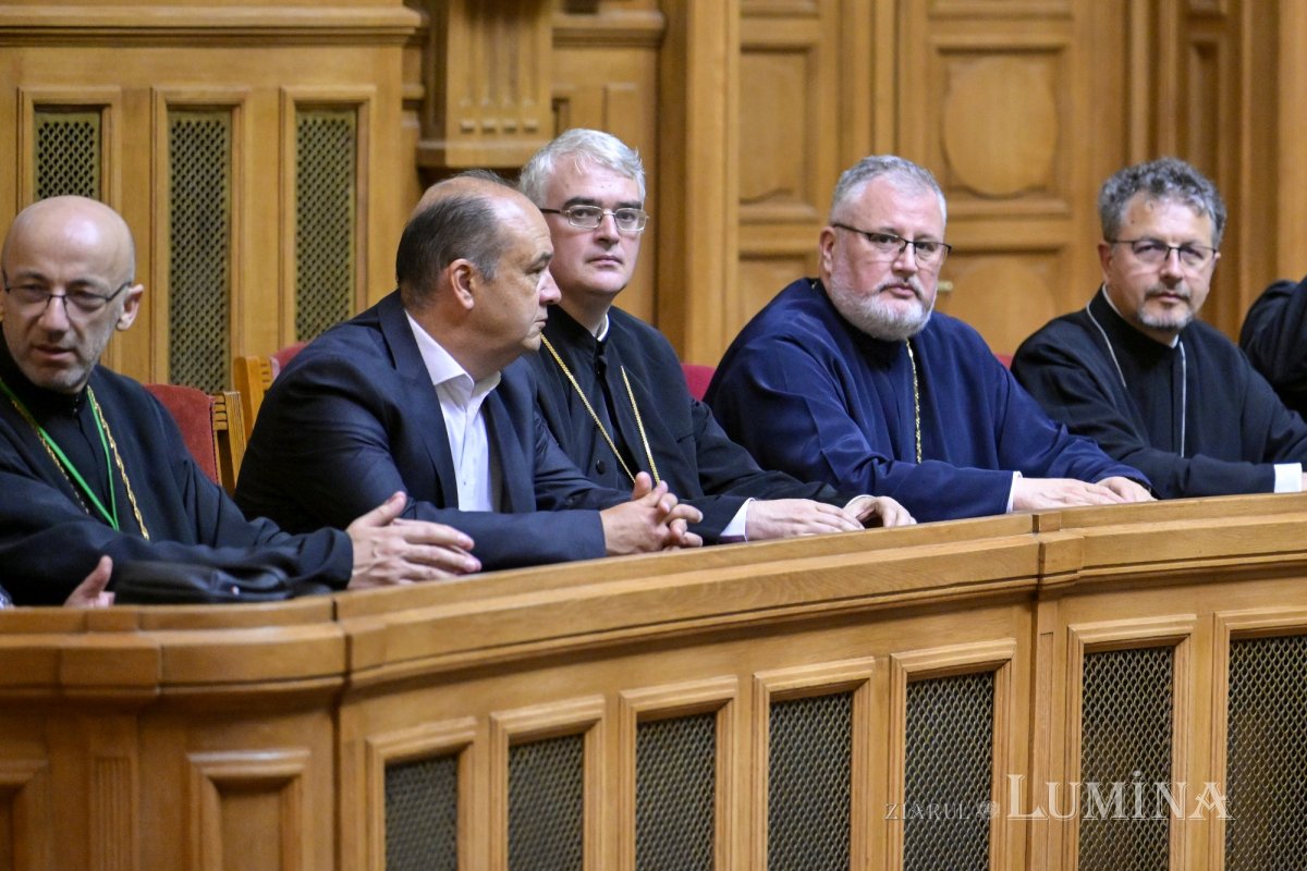 Olimpiada de religie pentru seminarii și licee teologice ortodoxe în București 330792