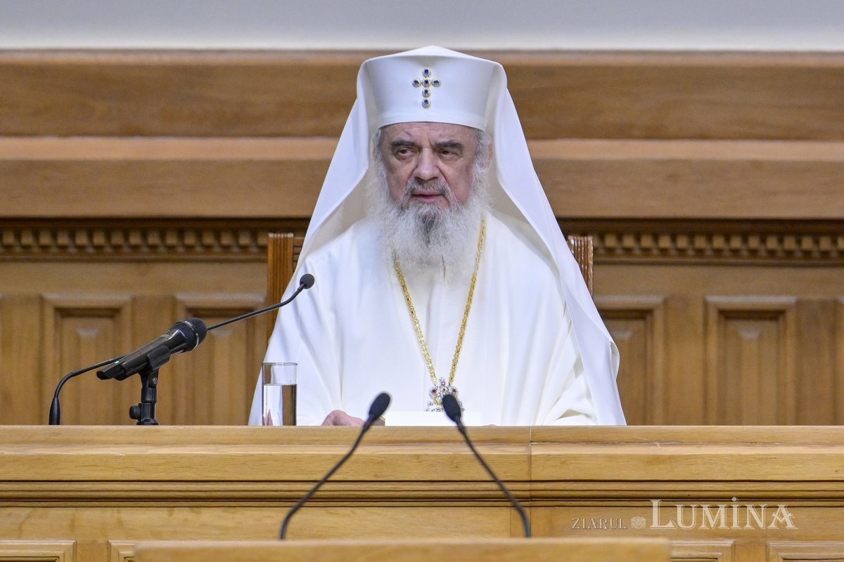 Olimpiada de religie pentru seminarii și licee teologice ortodoxe în București 330797