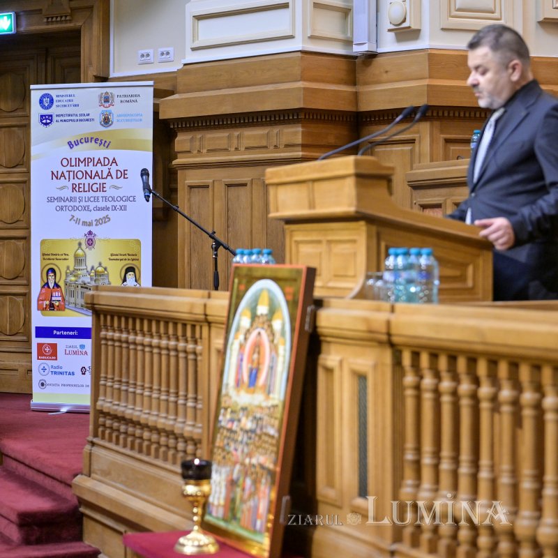 Olimpiada de religie pentru seminarii și licee teologice ortodoxe în București 330803