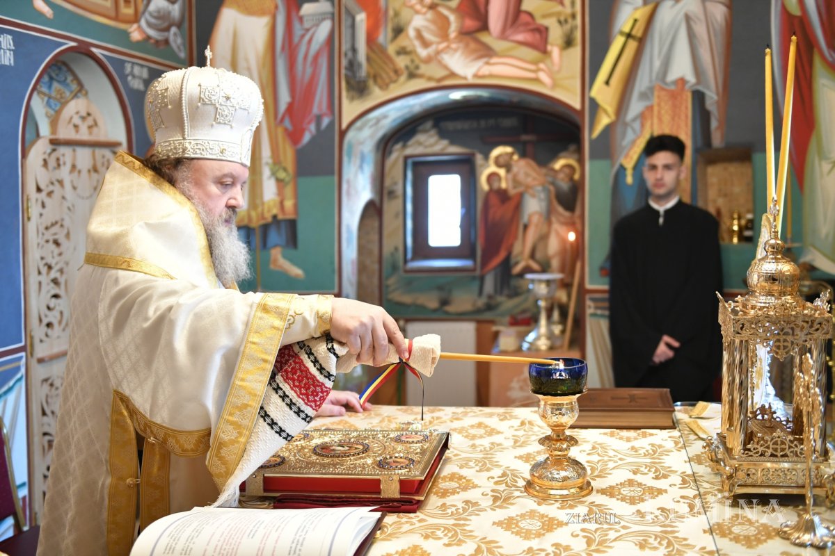 Veșmânt luminos pentru o biserică istorică înnoită din județul Ilfov 331144