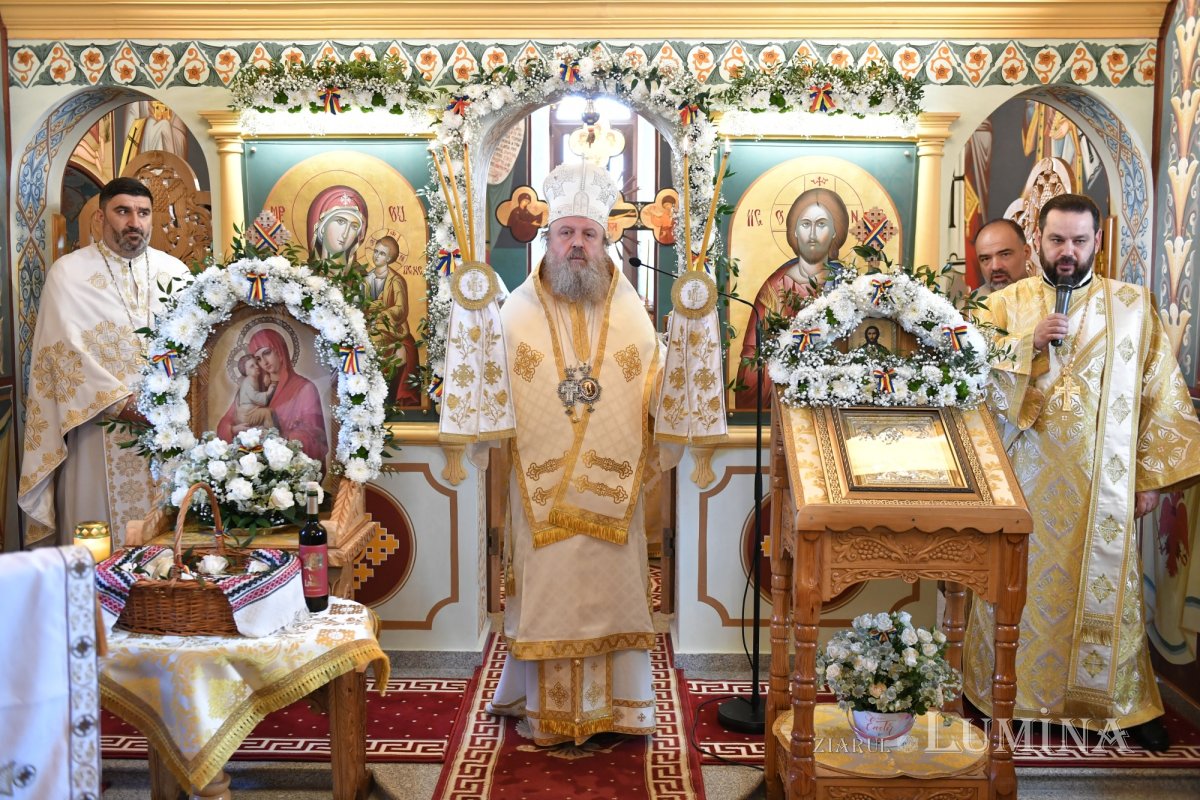 Veșmânt luminos pentru o biserică istorică înnoită din județul Ilfov 331153