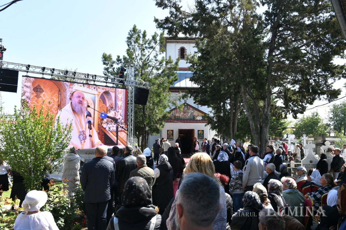 Veșmânt luminos pentru o biserică istorică înnoită din județul Ilfov 331157