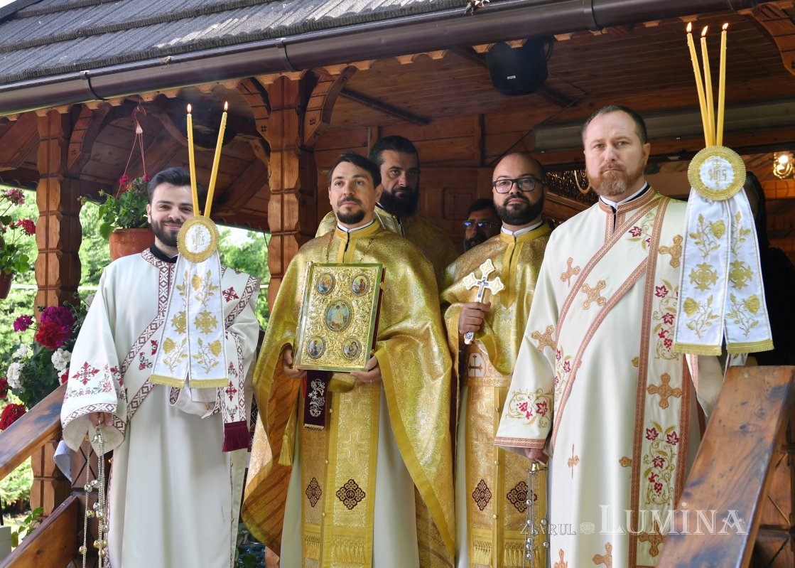 Odor de mare preț pentru capela unui spital bucureștean 331359