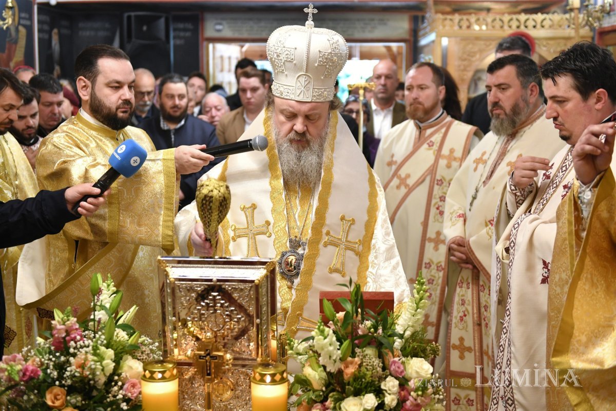 Odor de mare preț pentru capela unui spital bucureștean 331365