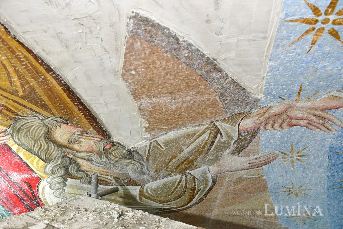 Șantierul Catedralei Naționale în perioada primăverii 331329