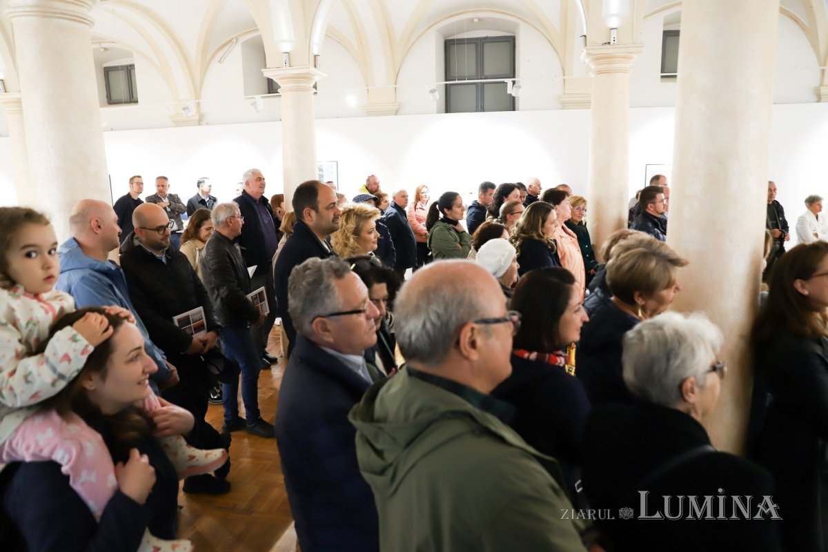 Album de „Photoezii”, lansat la Sibiu 331460