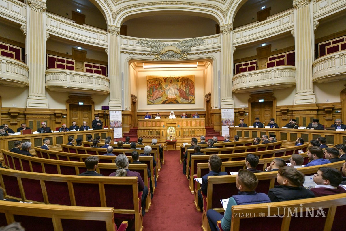 Simpozion internațional de teologie dedicat Sinodului I Ecumenic 331485