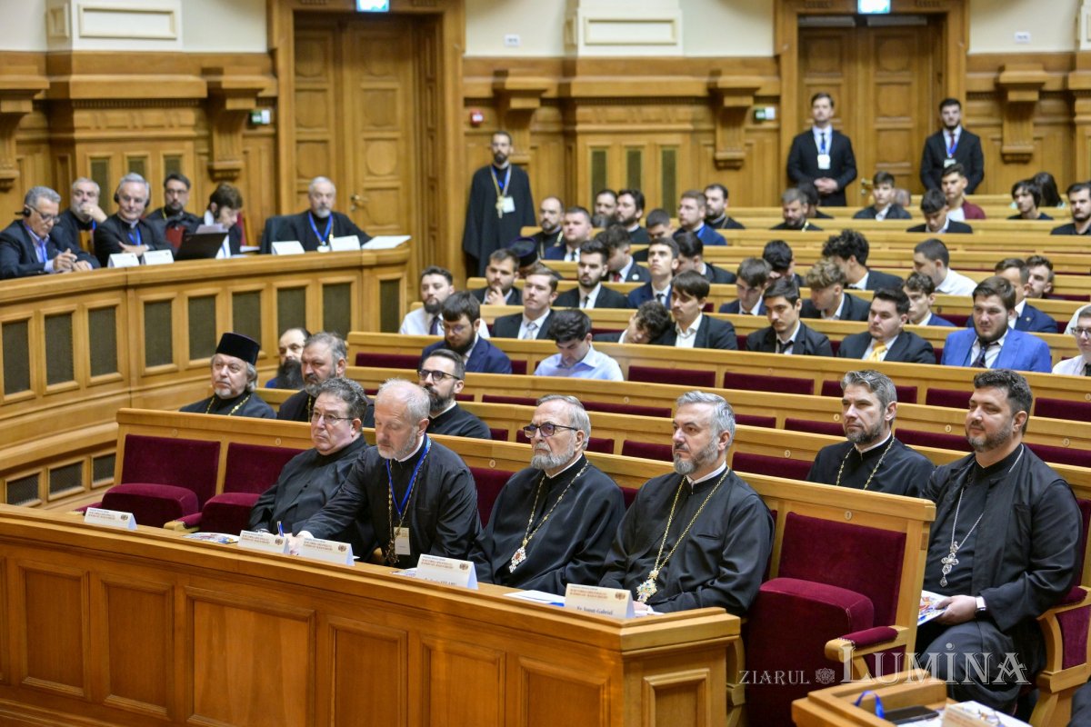 Simpozion internațional de teologie dedicat Sinodului I Ecumenic 331498