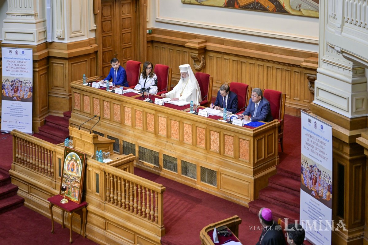 Simpozion internațional de teologie dedicat Sinodului I Ecumenic 331503