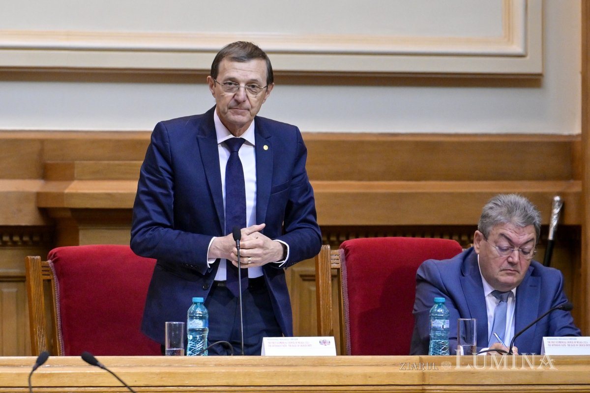 Simpozion internațional de teologie dedicat Sinodului I Ecumenic 331512