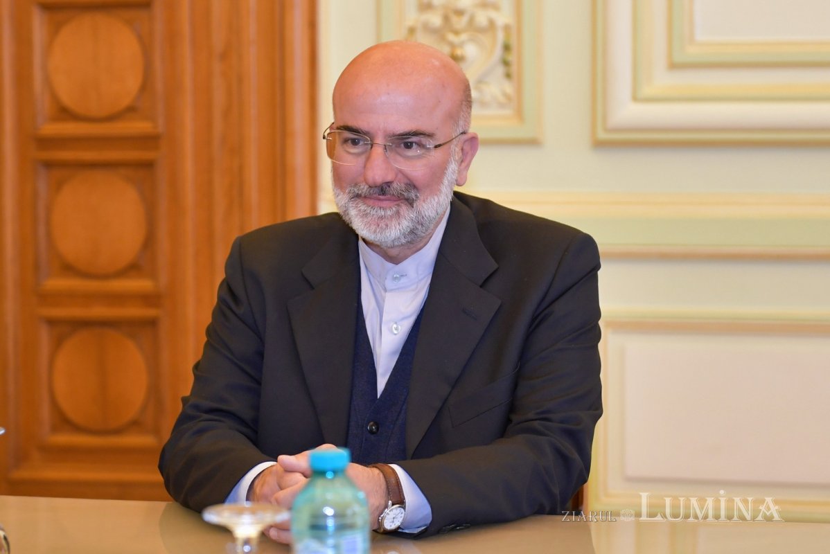 Starețul mănăstirii romano-catolice din Bose primit la Palatul Patriarhiei 331641