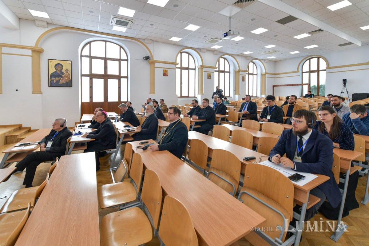 Finalul Simpozionului Internațional de Teologie din București 331825