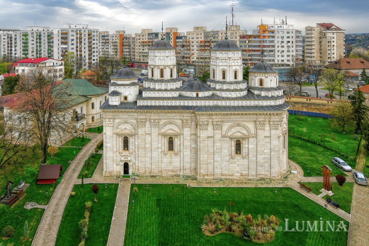 Sclipirile Luminii: Iaşi - privire din Turnul Goliei 331694