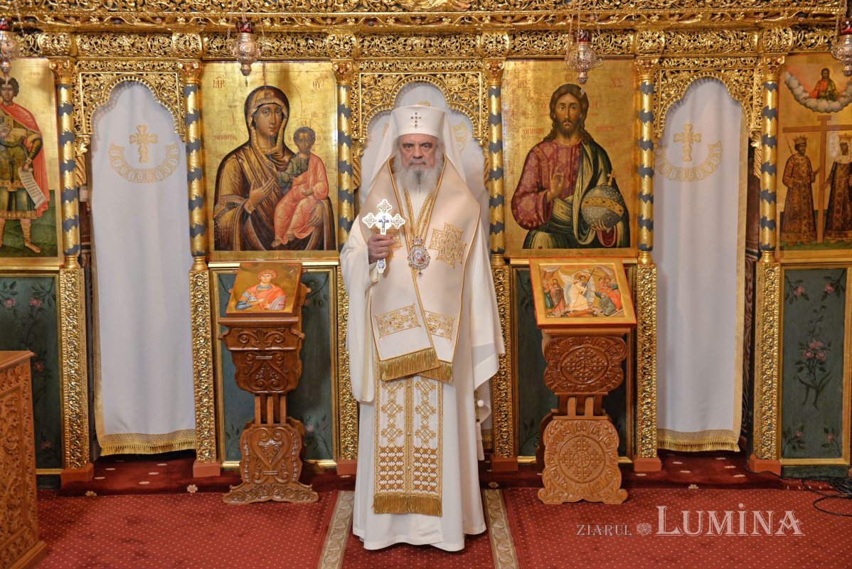 „Iisus Hristos este izvorul harului divin” 331859