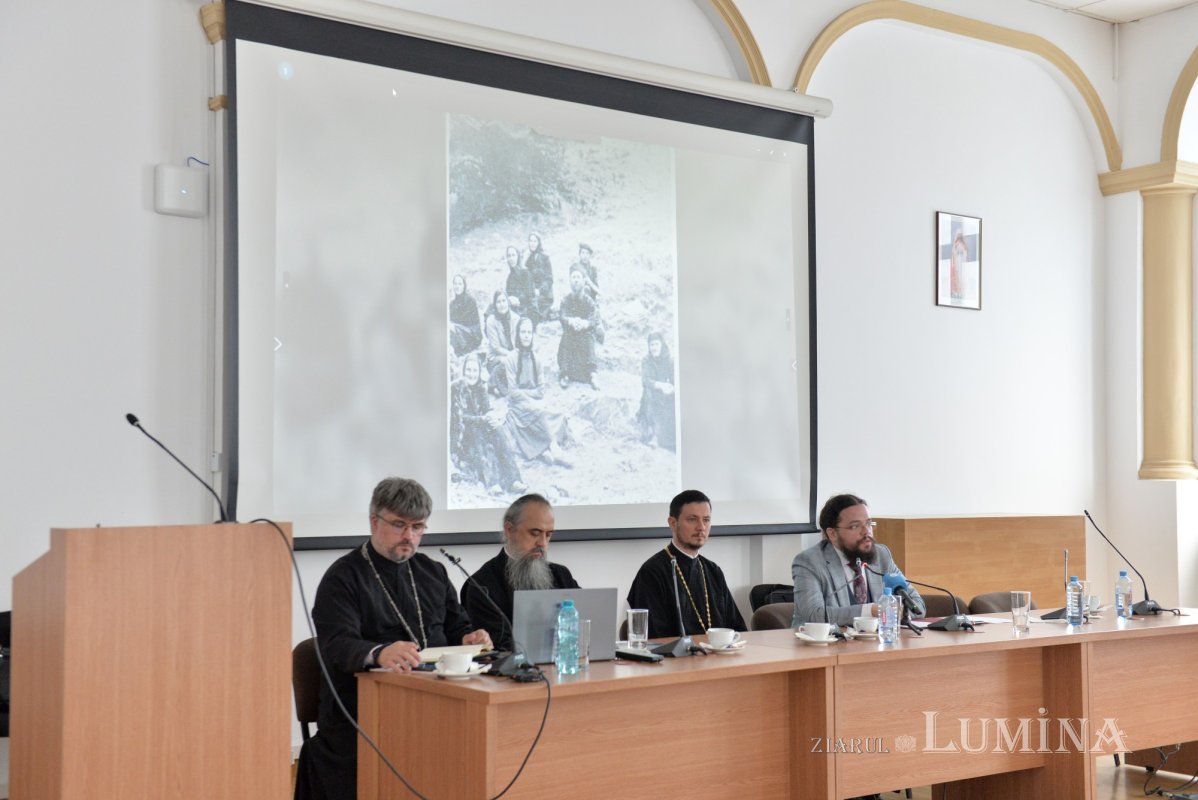 Simpozion studențesc la Facultatea de Teologie Ortodoxă din București 332008