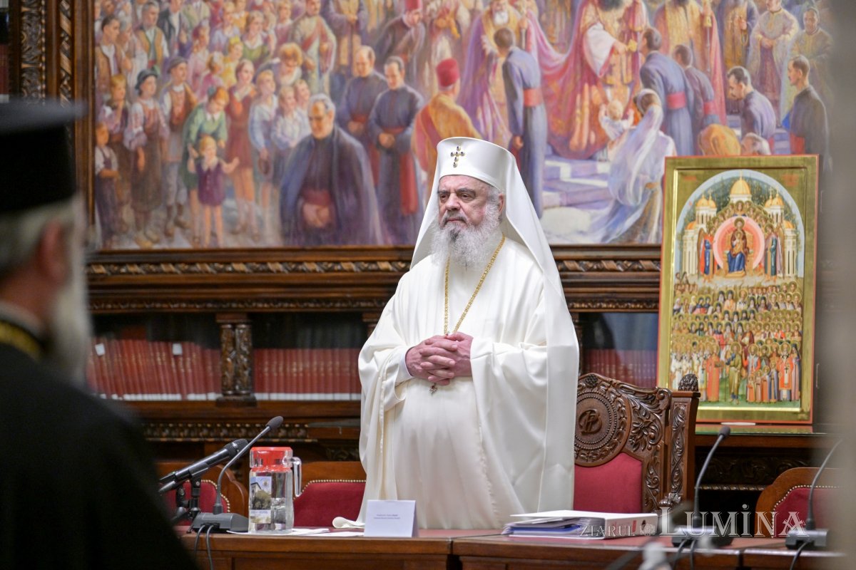 Ședință de lucru a Sinodului Mitropoliei Munteniei și Dobrogei 332094