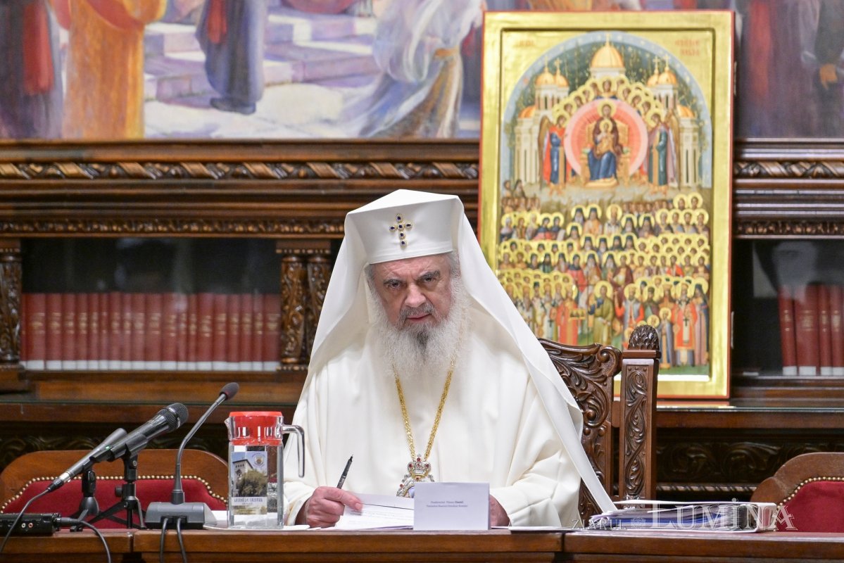 Ședință de lucru a Sinodului Mitropoliei Munteniei și Dobrogei 332096