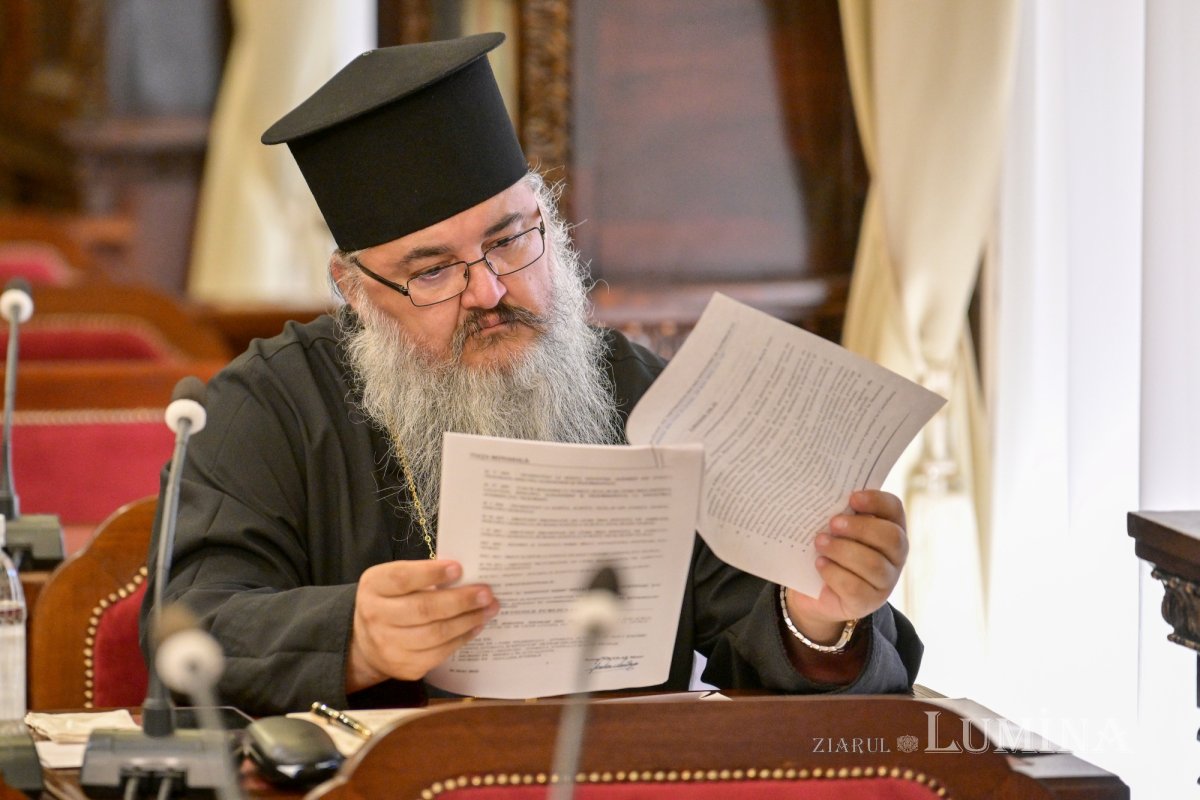 Ședință de lucru a Sinodului Mitropoliei Munteniei și Dobrogei 332104