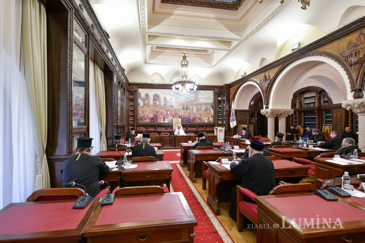 Ședință de lucru a Sinodului Mitropoliei Munteniei și Dobrogei 332110