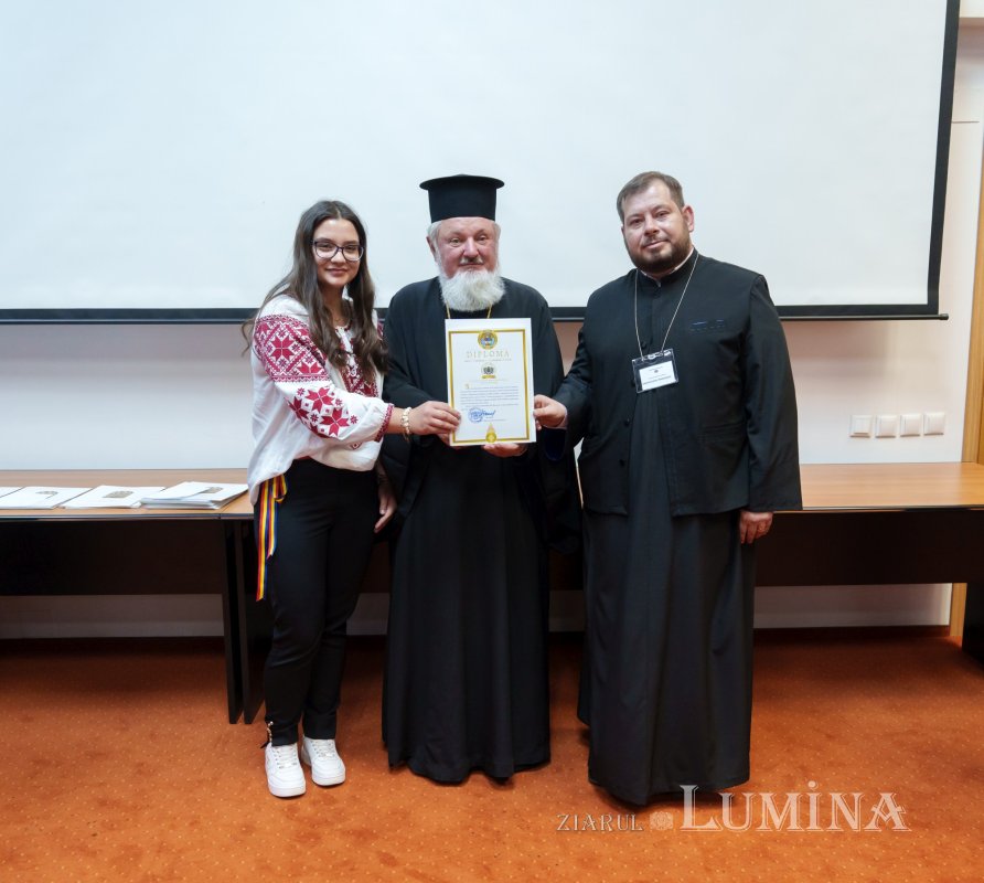 Vizionarea filmului cu proiectele câștigătoare ale concursului național catehetic 332168