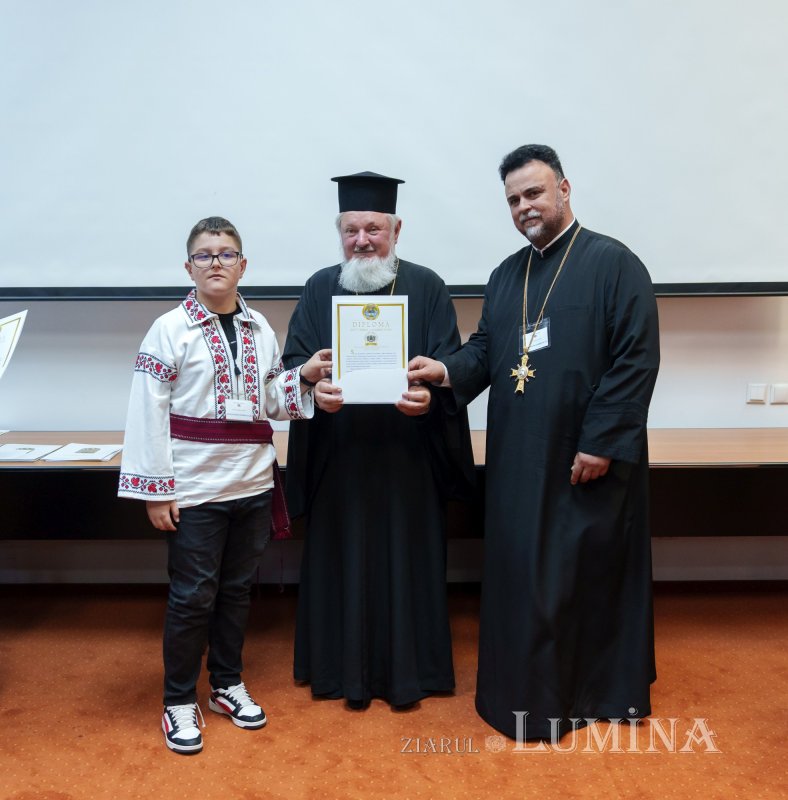 Vizionarea filmului cu proiectele câștigătoare ale concursului național catehetic 332171